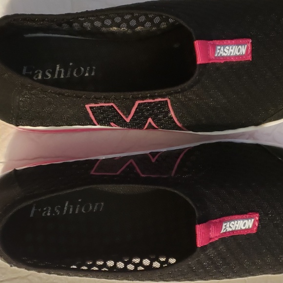 Women's  FASHION Mesh Slip-On  Summer Shoes - Picture 7 of 8